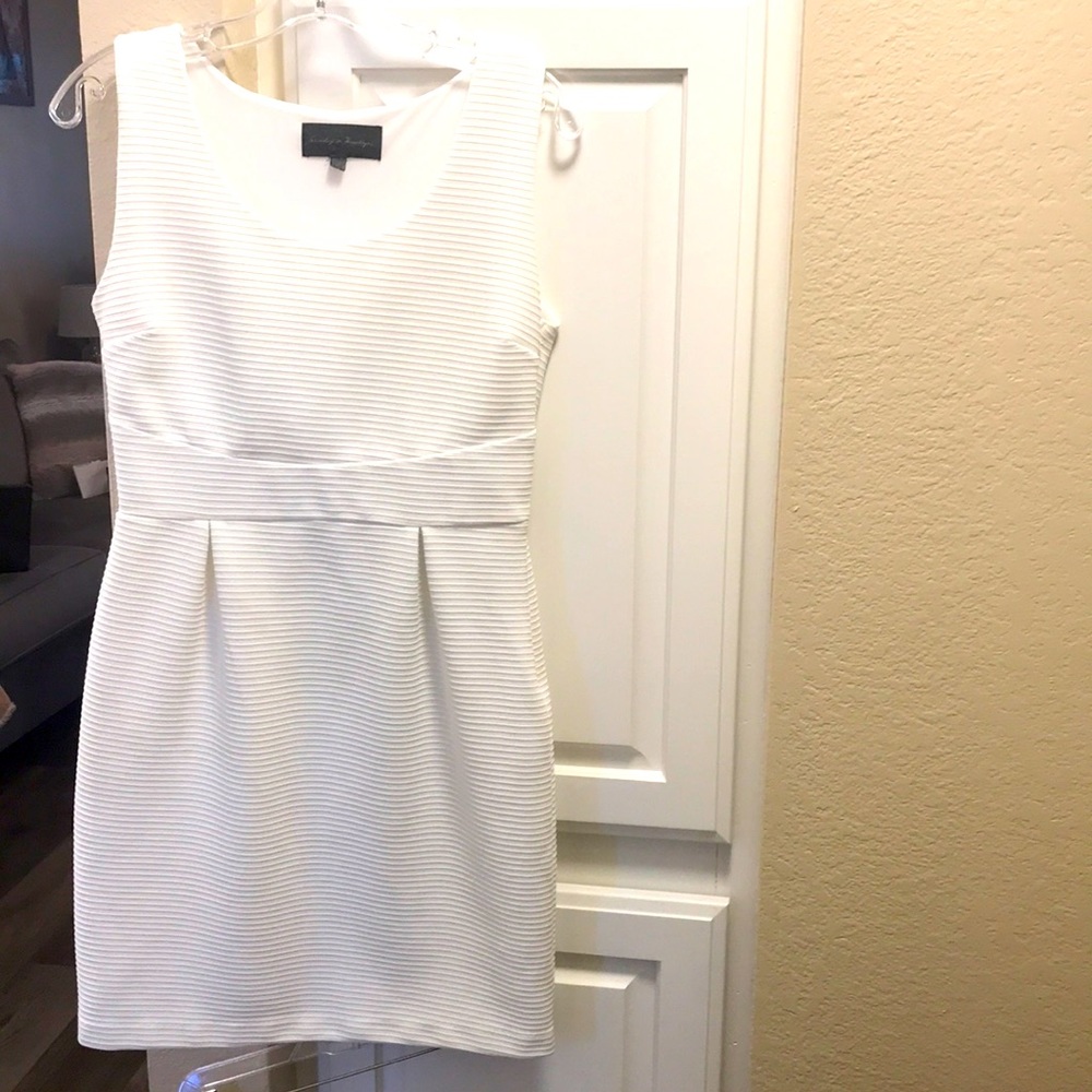 Sunday in Brooklyn White Textured Sleeveless Sheath Dress